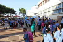 بالصور: افتتاح السنة الدراسية الجديدة في المدارس الابتدائية بمدينة يافا 